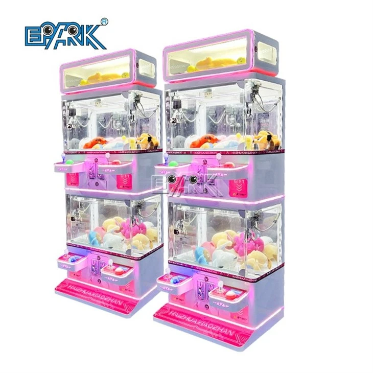 Four People Claw Machine Coin Arcad Machine