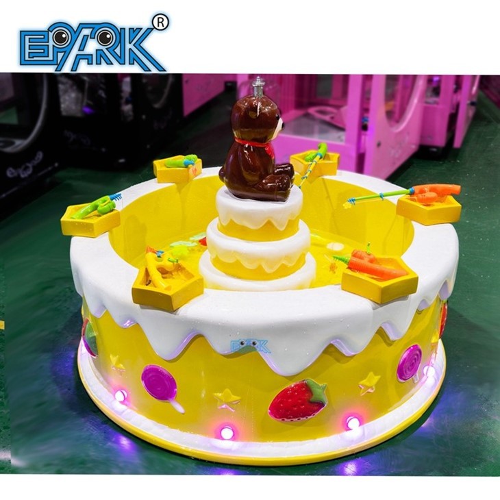 Amusement Park Fiberglass Bear Fish Pond