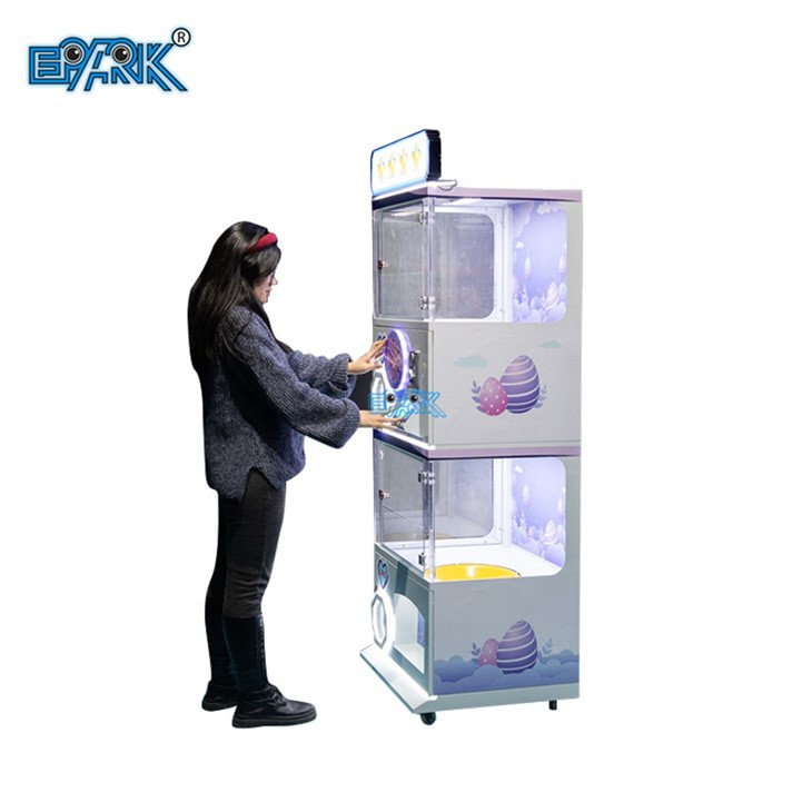 Damon Bear Double Layers Gashapon Machine
